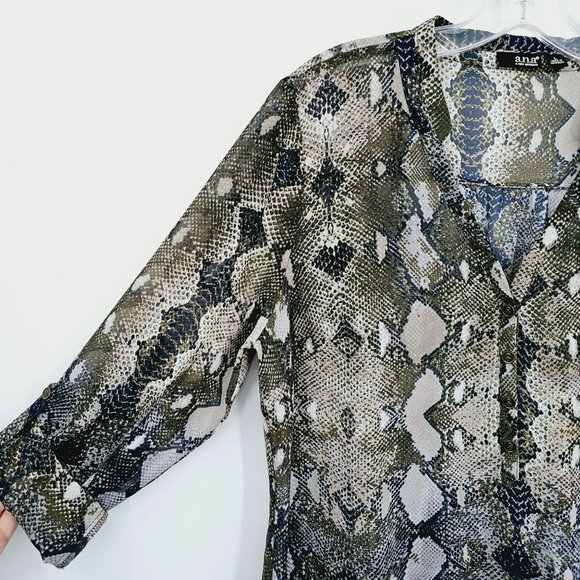 ANA A New Approach Popover Blouse L Blue Green Snake Print Semi Sheer Tab Sleeve - Picture 3 of 13